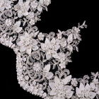 3D van het Kantversiering Met de hand gemaakte 25cm van de Bloemen Witte Kleding van de de Breedteluxe het Kantversiering