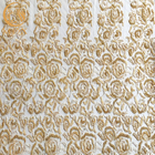 Gouden Geborduurd Tulle parelde Zware Met de hand gemaakte Kantstof voor Kleding